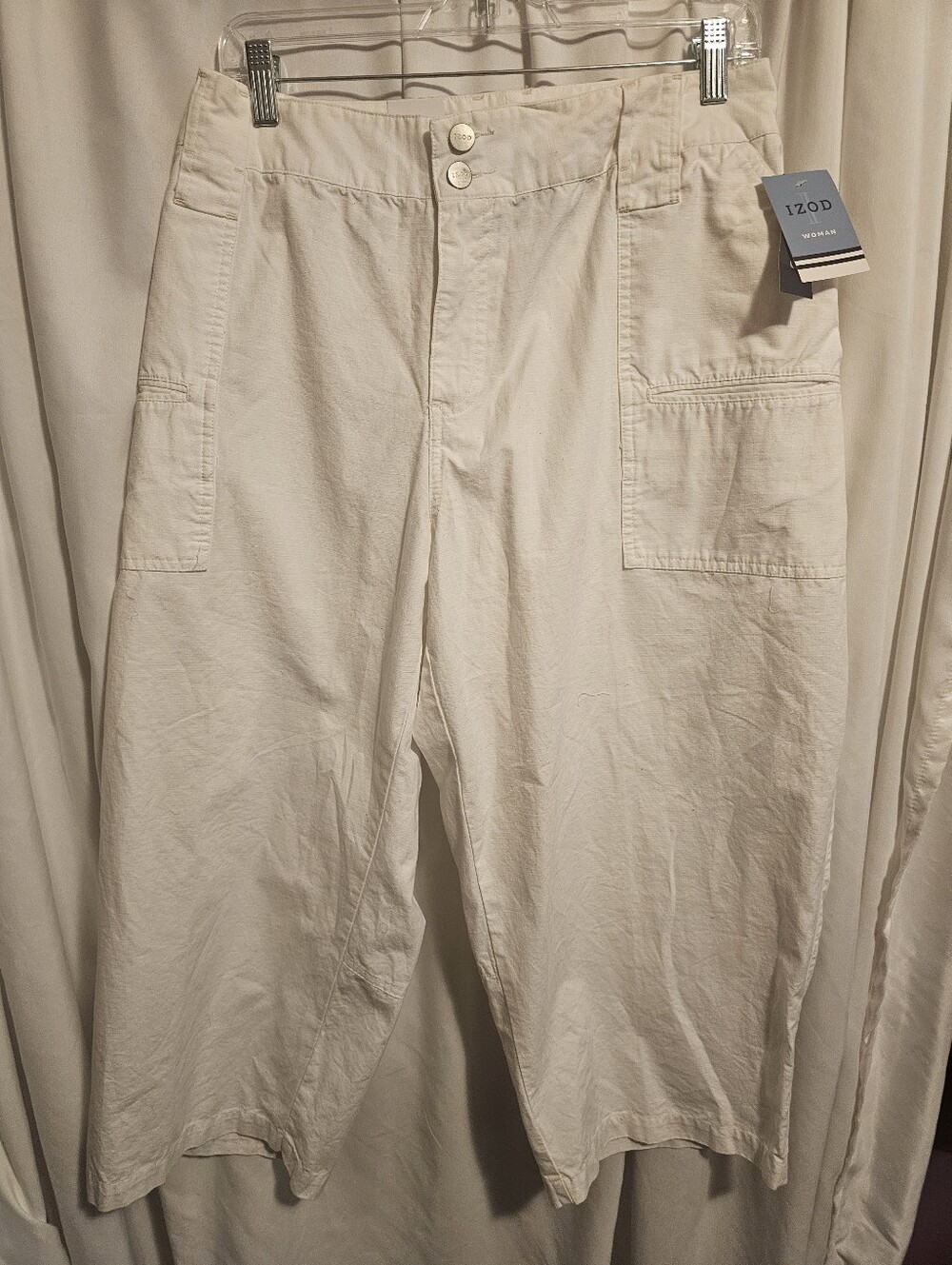 New IZOD Woman White Casual Capri Pants Sz.20W